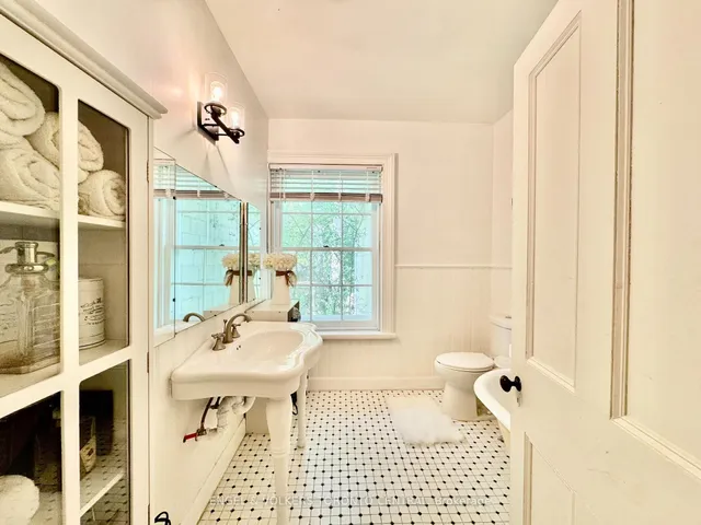 Additional image 39 of 85 Yorkleigh Ave