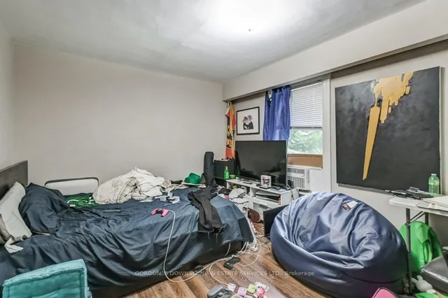 Additional image 13 of 112 Wright Ave