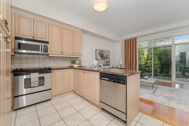 Additional image 10 of 397 Brunswick Ave Unit 5