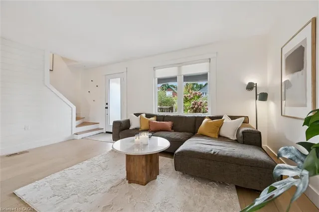 Additional image 6 of 100 Dekay St