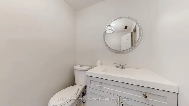 Additional image 40 of 34A Orchard Park Dr