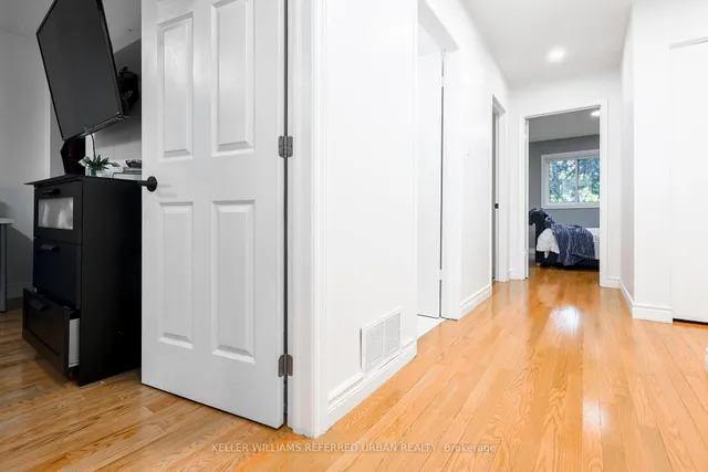 Additional image 31 of 84 Lowry Sq