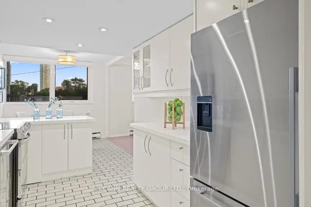 Additional image 16 of 360 Bloor St Unit 301
