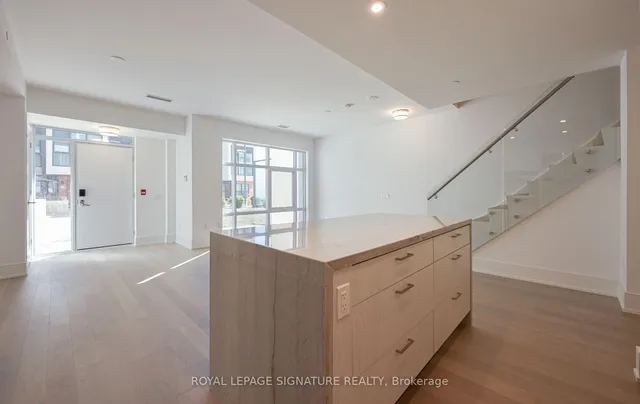 Additional image 14 of 10 In On The Park Dr Unit 105