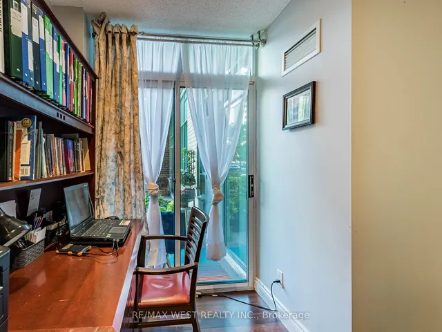 Additional image 28 of 9 Michael Power Pl Unit 101