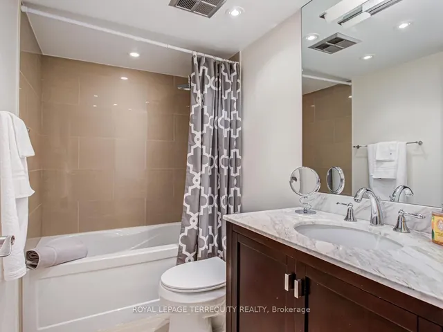 Additional image 25 of 30 Church St Unit 707