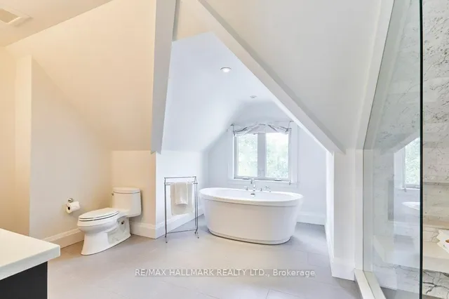Additional image 26 of 645 Balliol St
