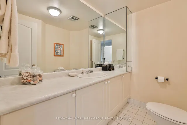 Additional image 35 of 159 Frederick St Unit 601