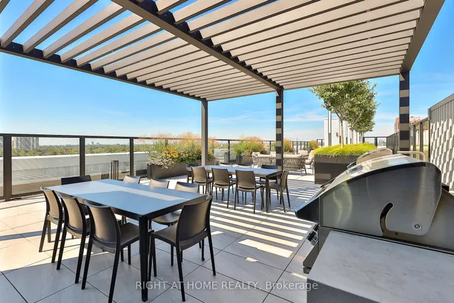 Additional image 24 of 2720 Dundas St Unit 208