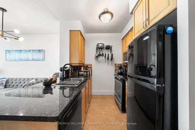 Additional image 17 of 25 Greenview Ave Unit Ph17