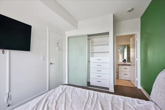 Additional image 9 of 501 St Clair Ave Unit 905