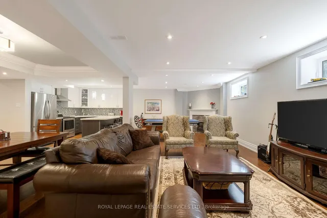 Additional image 34 of 15 Westroyal Rd