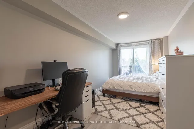 Additional image 31 of 45 Strangford Lane Unit 309