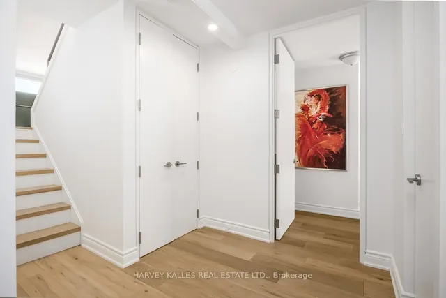 Additional image 10 of 33 Harbour Sq Unit 2804