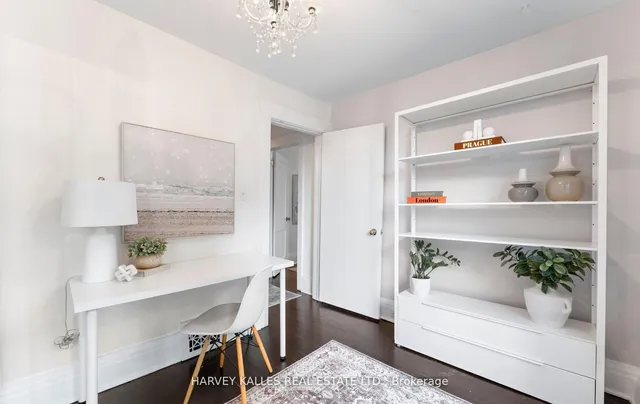 Additional image 23 of 306 Wychwood Ave