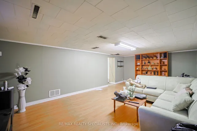 Additional image 27 of 127 Flora Dr