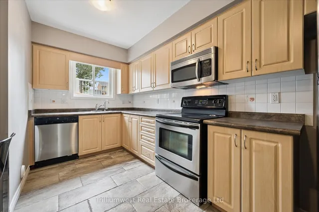 Additional image 11 of 50 Howe Dr Unit 19C