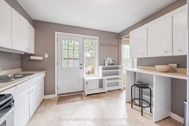 Additional image 12 of 4 Burdock Lane