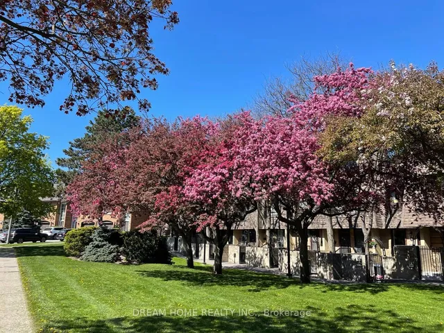 Additional image 3 of 74 Upper Canada Dr Unit 6