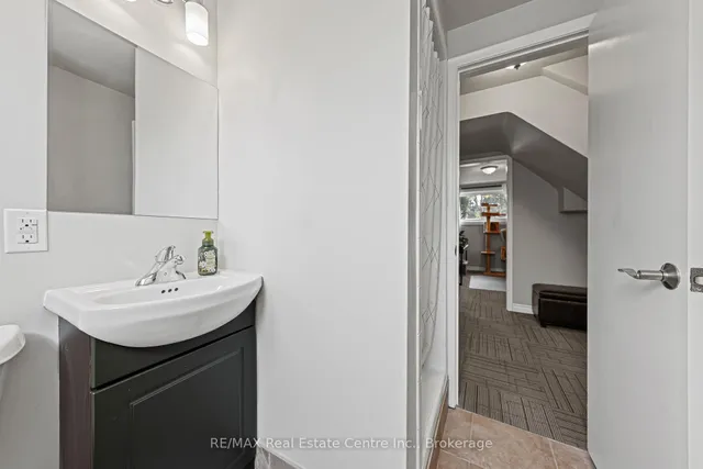 Additional image 31 of 10 Inlet Ave