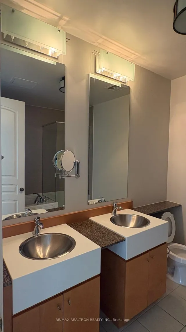 Additional image 10 of 35 Mariner Terr Unit PH3