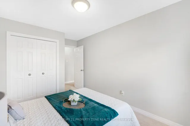 Additional image 21 of 525 Banffshire Cres