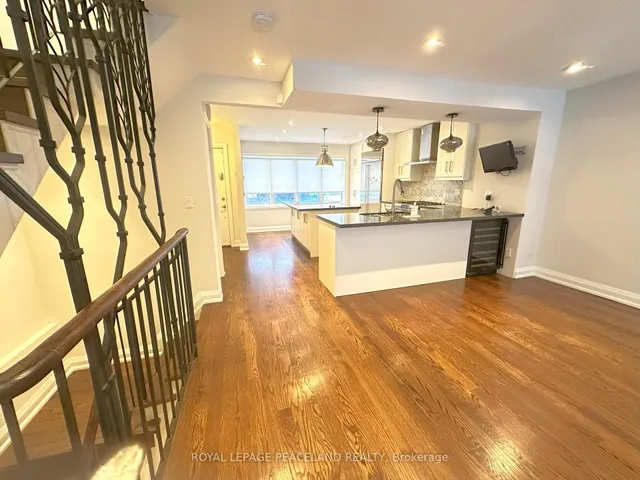 Additional image 35 of 47 Melgund Rd
