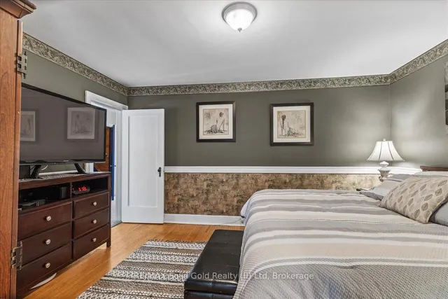 Additional image 29 of 240 Cameron St