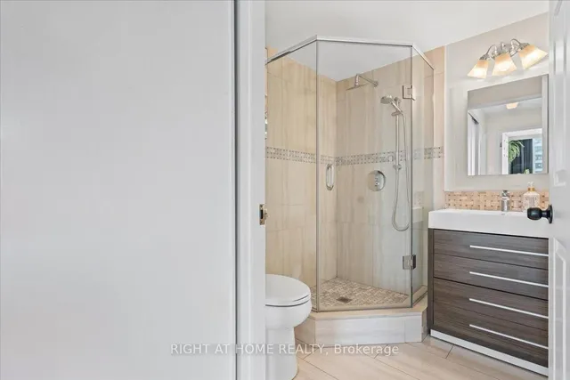 Additional image 25 of 101 Subway Cres Unit 1011