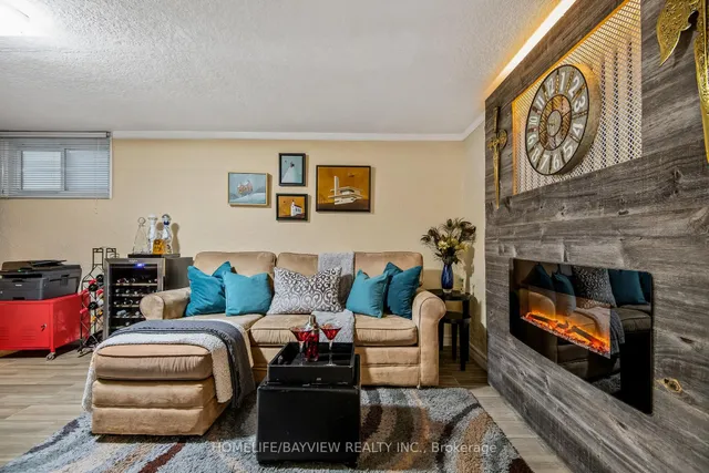 Additional image 29 of 24 Taylor Dr