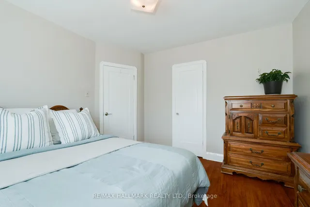 Additional image 27 of 220 Browning Ave