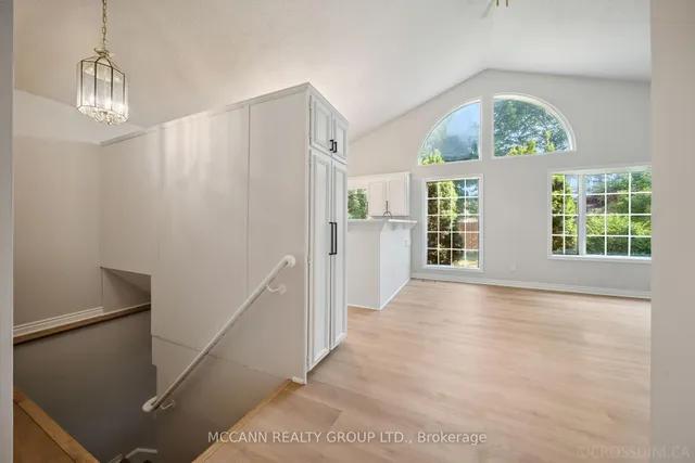 Additional image 12 of 102 Yorkminster Rd