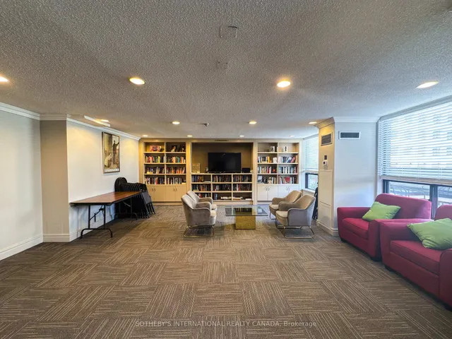 Additional image 32 of 47 St Clair Ave Unit 705