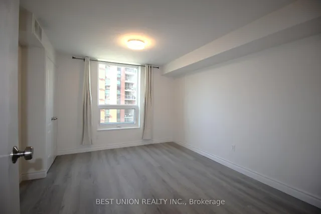 Additional image 4 of 77 Maitland Pl Unit 1209