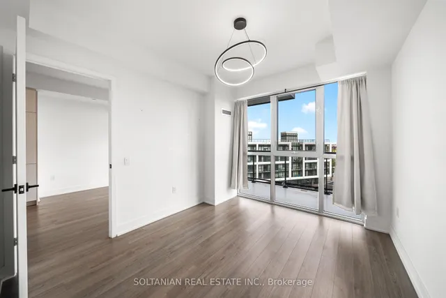 Additional image 14 of 50 George Butchart Dr Unit 810