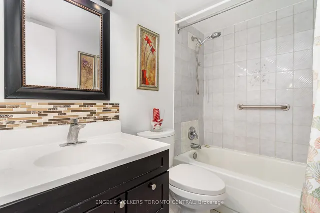 Additional image 12 of 5 Frith Rd Unit 808