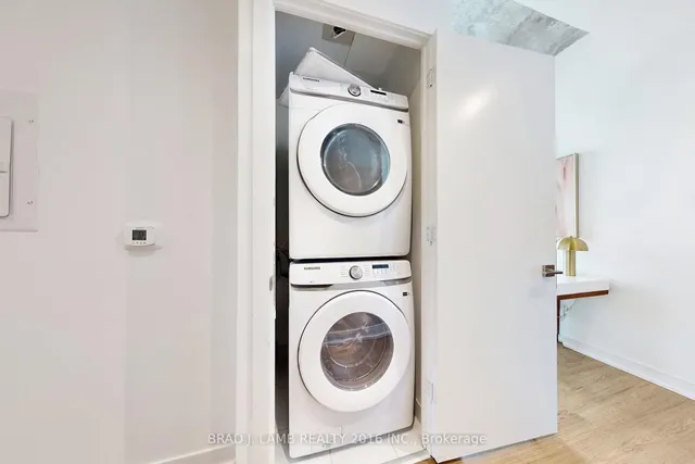 Additional image 25 of 195 McCaul St Unit 705