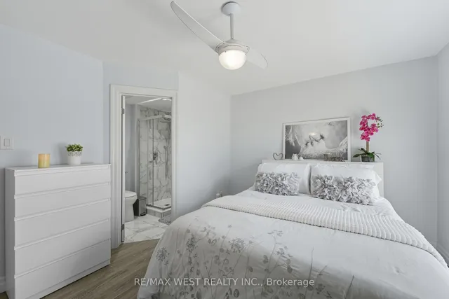 Additional image 17 of 204 Jeffcoat Dr