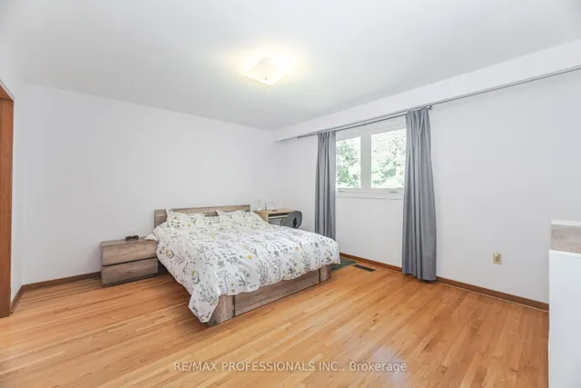 Additional image 18 of 39 Elmcrest Rd