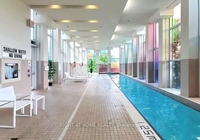 Additional image 20 of 19 Singer Crt Unit 1701B