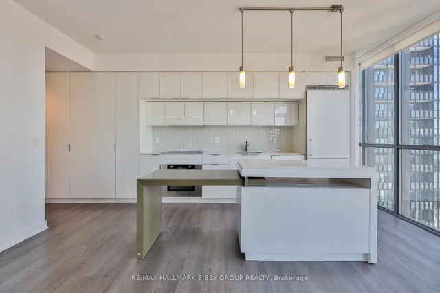 Additional image 4 of 110 Charles St Unit 2904