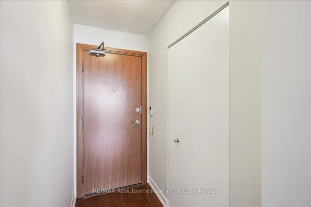 Additional image 8 of 33 Sheppard Ave Unit 2411