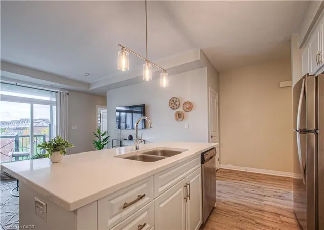 Additional image 23 of 155 Thomas Slee Dr Unit 1F