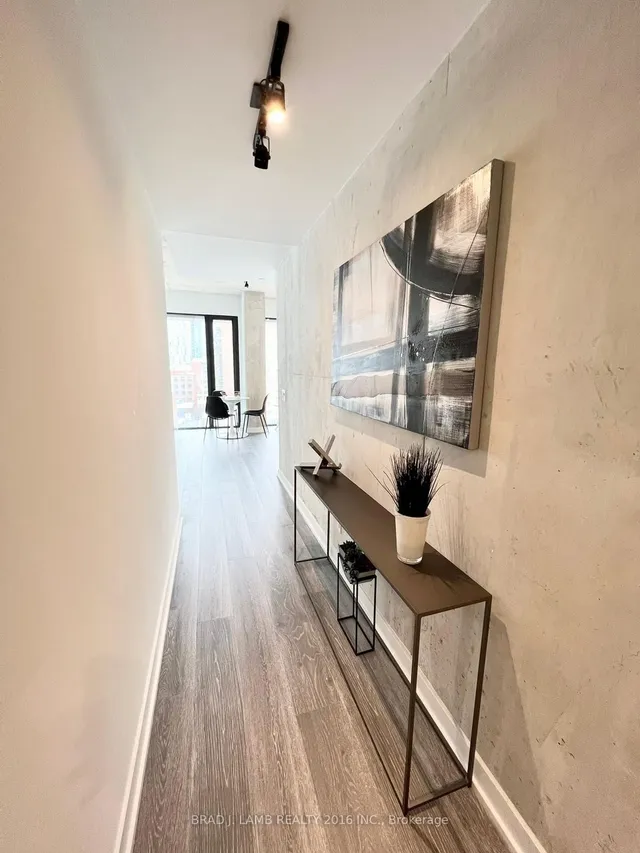 Additional image 8 of 55 Ontario St Unit 812