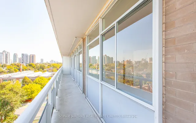 Additional image 20 of 580 Christie St Unit 814