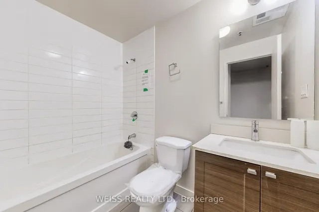 Additional image 12 of 707 Dovercourt Rd Unit 215