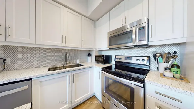 Additional image 20 of 1638 Bloor St Unit 1105