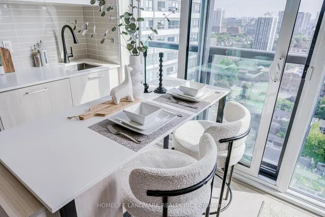 Additional image 3 of 65 Mutual St Unit 2001