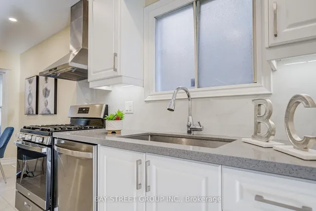 Additional image 21 of 107 Enchanted Hills Cres