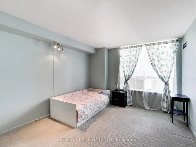 Additional image 39 of 100 Upper Madison Ave Unit 203